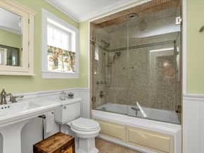 80 Park Avenue, New Hyde Park NY 11040