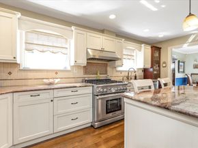 80 Park Avenue, New Hyde Park NY 11040