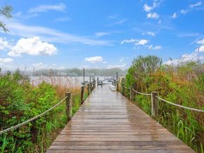 106 E Midland Pond Court First Floor, Moriches NY 11955