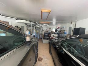 79 Constellation Road, Levittown NY 11756