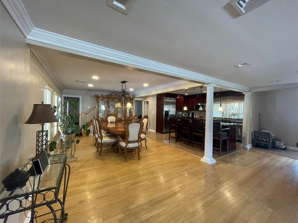 79 Constellation Road, Levittown NY 11756