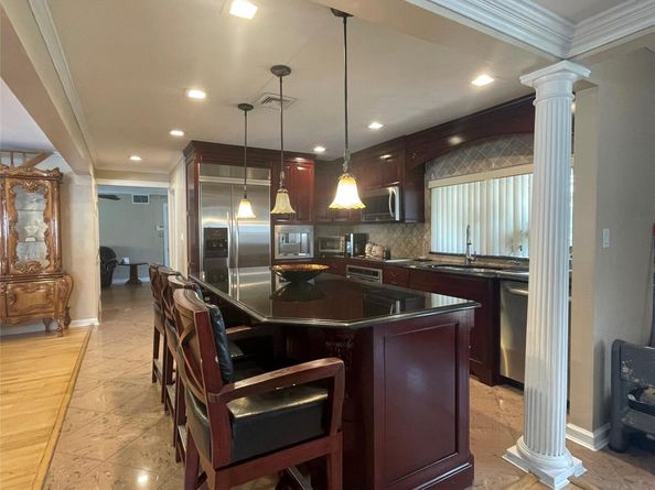 79 Constellation Road, Levittown NY 11756