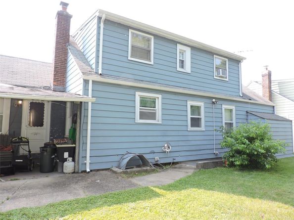713 Colonial Street, Uniondale NY 11553