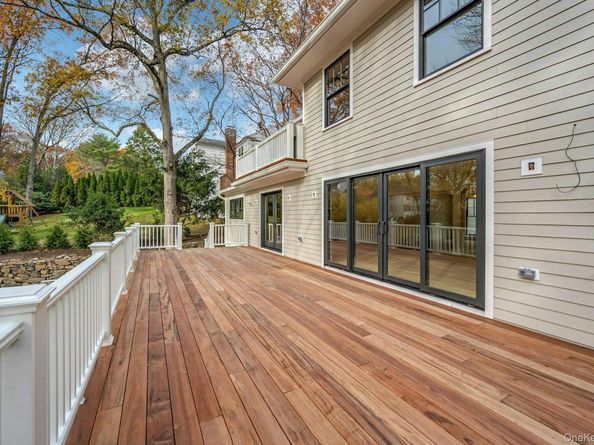 32 Sycamore Road, Scarsdale NY 10583