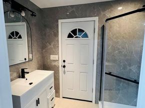 18 Sherwood Lane, Roslyn Heights NY 11577