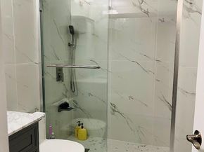 18 Sherwood Lane, Roslyn Heights NY 11577