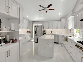 18 Sherwood Lane, Roslyn Heights NY 11577