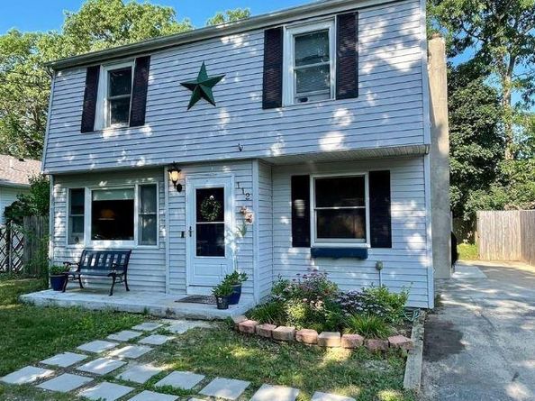 112 Floyd Road, Shirley NY 11967