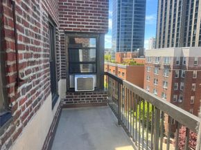 30 Clinton Place 6E, New Rochelle NY 10801
