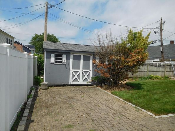 231 Willowood Drive, Wantagh NY 11793