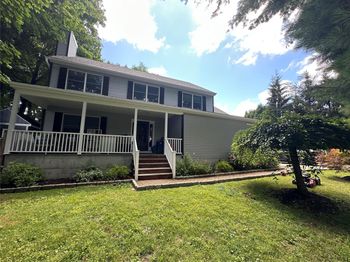 58 Narragansett Avenue