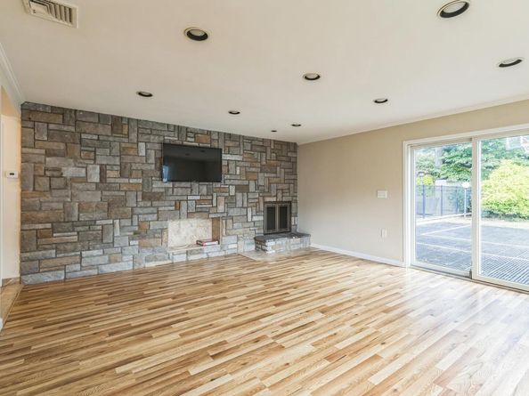 21 Tulipwood Drive, Commack NY 11725