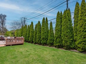19 Jacob Road, Plainview NY 11803