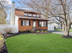 38 Aster Avenue, Holtsville NY 11742