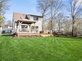 38 Aster Avenue, Holtsville NY 11742
