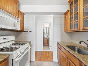 1110 Stadium Avenue 5F, Bronx NY 10465