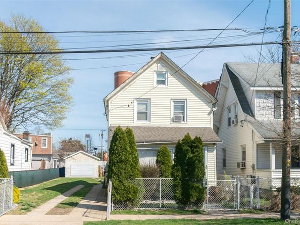 6 Linden Avenue, Hempstead NY 11550