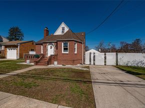 70 Bristol Street, Lindenhurst NY 11757