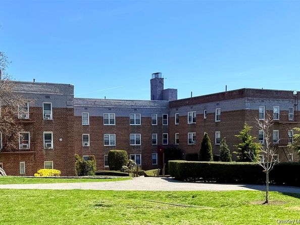 40 Davenport 2K, New Rochelle NY 10801