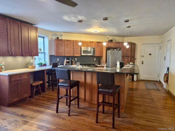 40 Davenport 2K, New Rochelle NY 10801