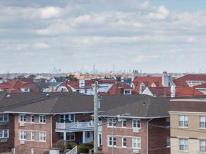 170 W Broadway 5E, Long Beach NY 11561