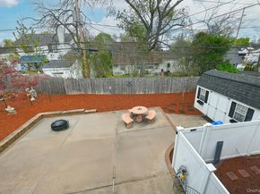 156 Farmedge Road, Levittown NY 11756