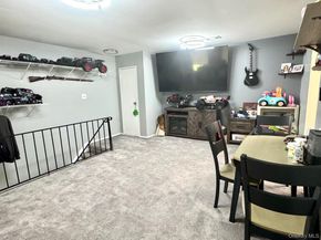 18 Navajo Court 18, Coram NY 11727