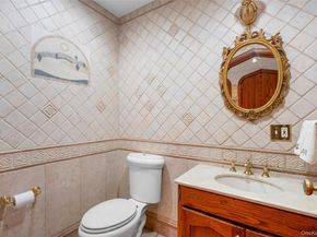 106 Carver Terrace, Yonkers NY 10710