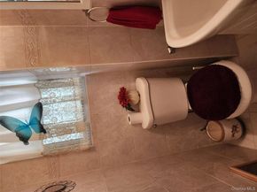 7711 64th Lane, Glendale NY 11385