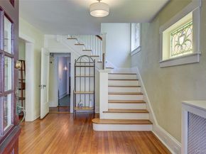 78 Hickory Grove Drive W, Larchmont NY 10538