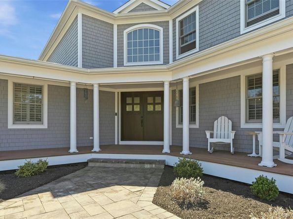 25 Lighthouse Road, Southold NY 11971