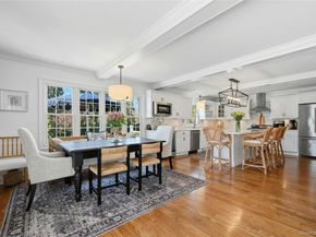 25 Lighthouse Road, Southold NY 11971