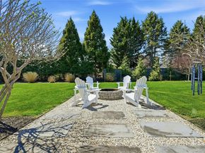 25 Lighthouse Road, Southold NY 11971