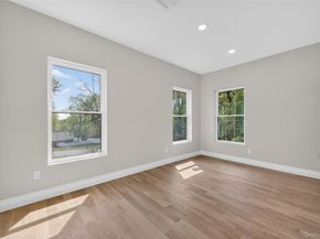 15 Ridge Drive, Port Washington NY 11050