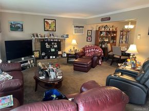 65 Thoreau Road, North Babylon NY 11703