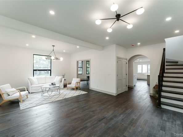 21 Mackey Avenue, Port Washington NY 11050