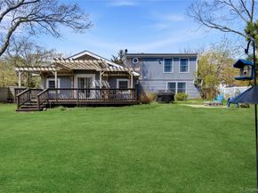 1055 Sipp Avenue, Medford NY 11763