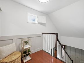 1055 Sipp Avenue, Medford NY 11763