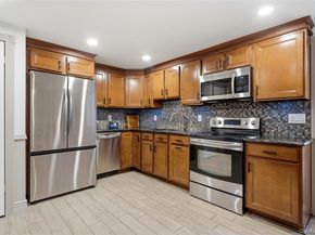 1055 Sipp Avenue, Medford NY 11763