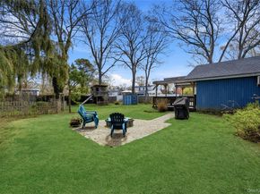 1055 Sipp Avenue, Medford NY 11763