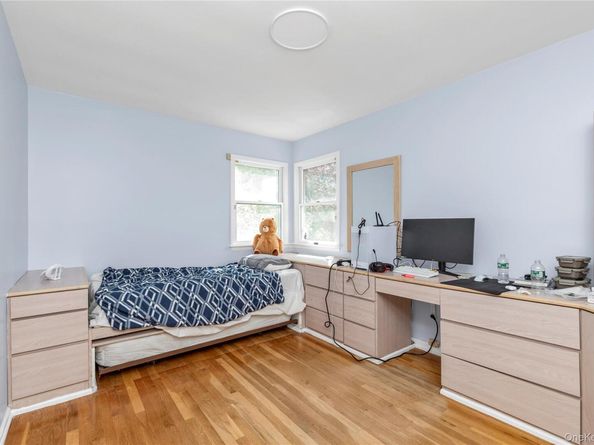 37 Sullivan Drive, Jericho NY 11753