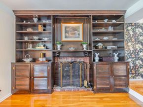 14 Linford Lane, Melville NY 11747