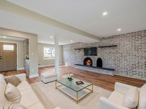 25 Greentree Drive, Oakdale NY 11769
