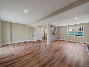 25 Greentree Drive, Oakdale NY 11769