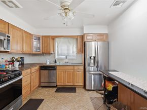 921 Edwards Boulevard, Valley Stream NY 11580