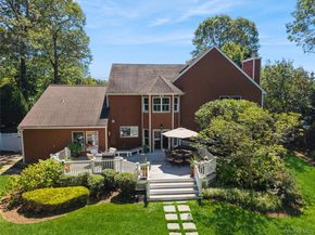 11 Cobblestone Court, Centerport NY 11721