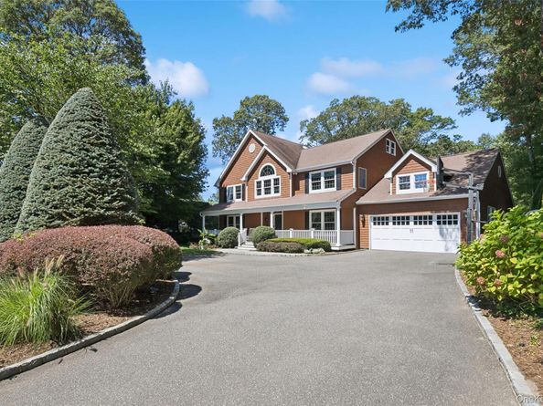 11 Cobblestone Court, Centerport NY 11721