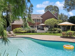 11 Cobblestone Court, Centerport NY 11721