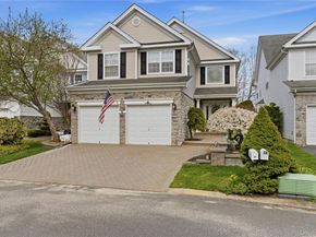 20 Kate Circle, Middle Island NY 11953