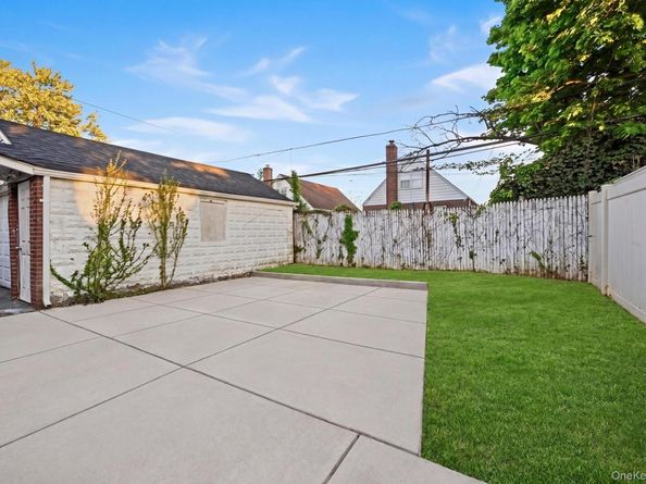 22754 113th Drive, Queens Village NY 11429